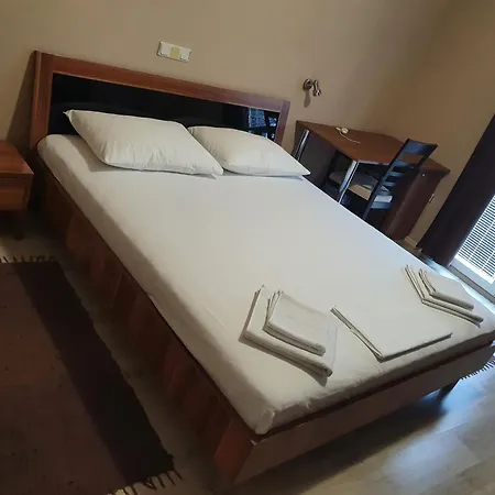 Pasko Sveti Filip i Jakov